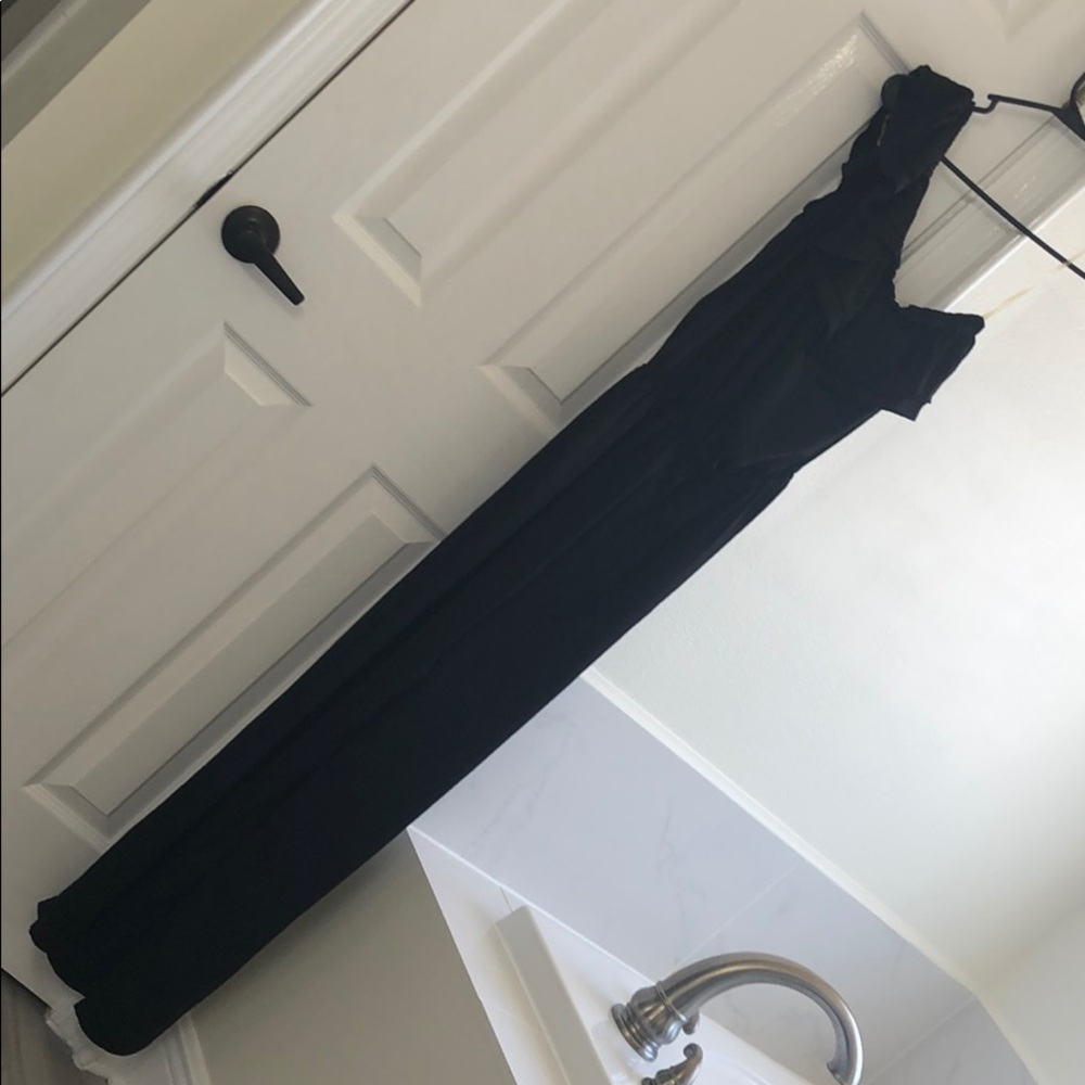 Black one shoulder romper jumpsuit